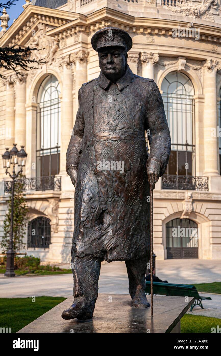 Statue de Winston Churchill, Paris, France Banque D'Images