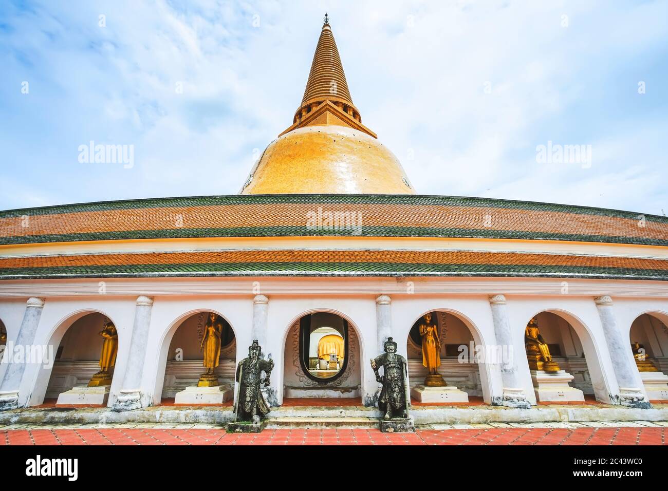 Le plus haut Stupa en Thaïlande Phra Pathomchedi dans la province de Nakhon Pathom, en Thaïlande. Banque D'Images