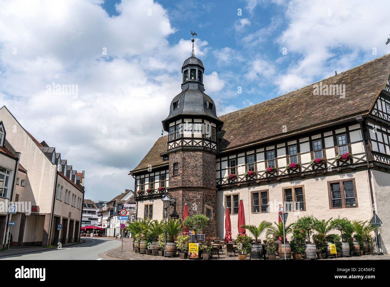 Historisches Rathaus Höxter, Nordrhein-Westfalen, Deutschland, Europa | Hôtel de ville historique, Hoexter, Rhénanie-du-Nord-Westphalie, Allemagne, Europe Banque D'Images