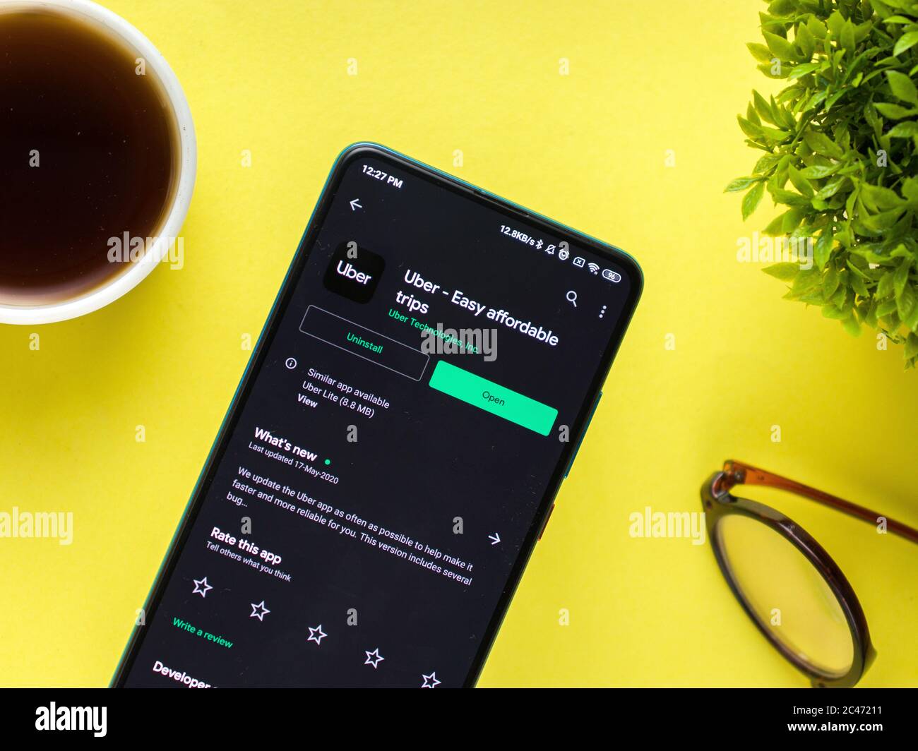 Assam, inde - 23 mai 2020 : Uber app. Une application de réservation de taxi dans le monde entier. Banque D'Images