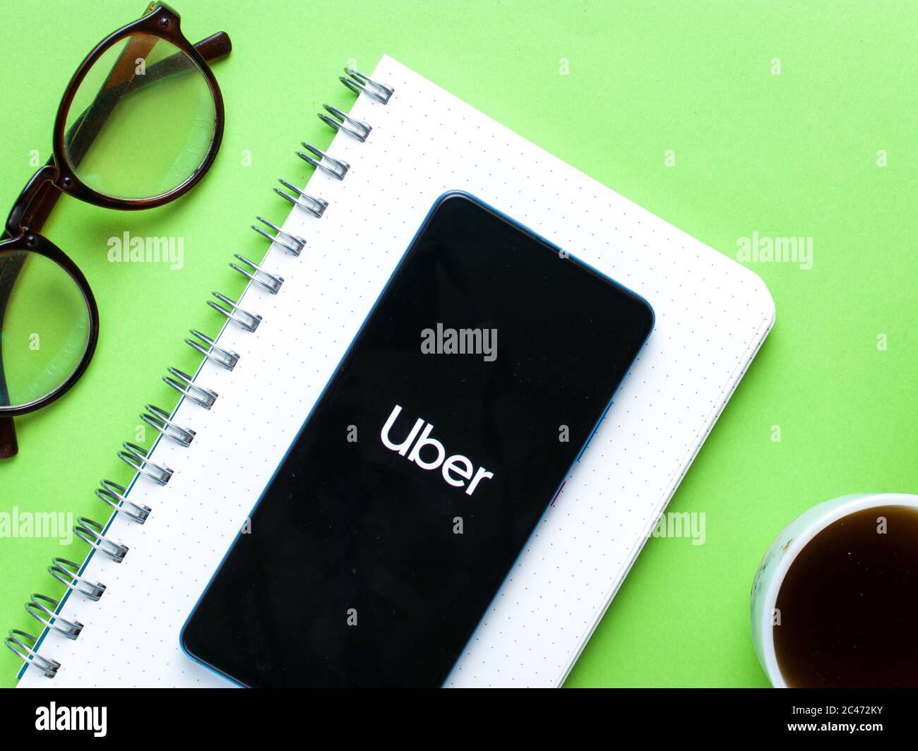 Assam, inde - 23 mai 2020 : Uber app. Une application de réservation de taxi dans le monde entier. Banque D'Images