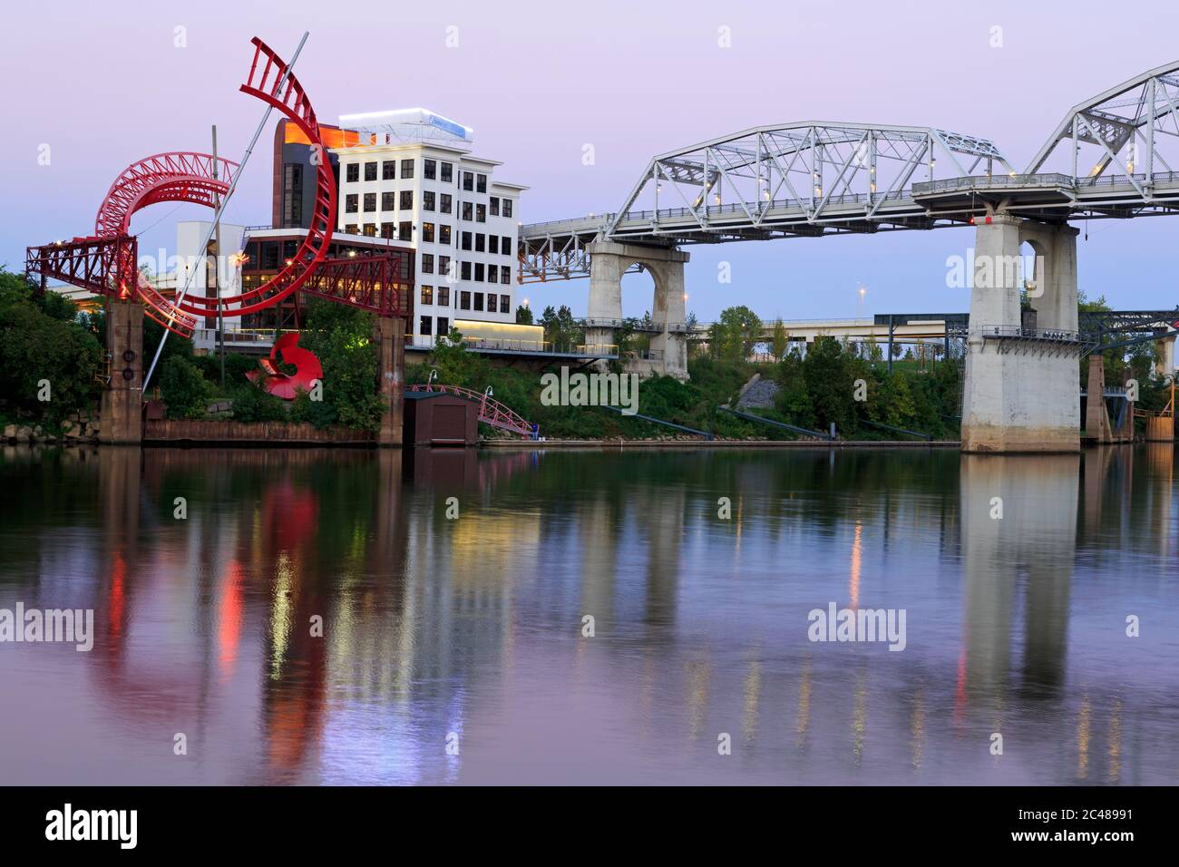 Ballet Ghost by Alice Aycock,East Bank Machineworks,Nashville,California,USA Banque D'Images