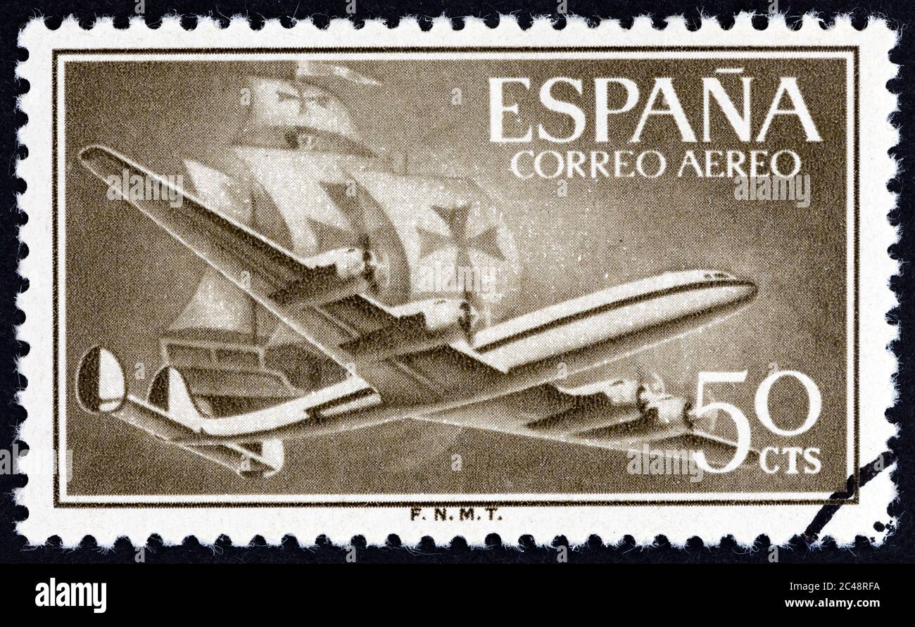 ESPAGNE - VERS 1956: Un timbre imprimé en Espagne montre Air Lockheed L-1049 Super Constellation Aircraft et Caravel, vers 1956. Banque D'Images