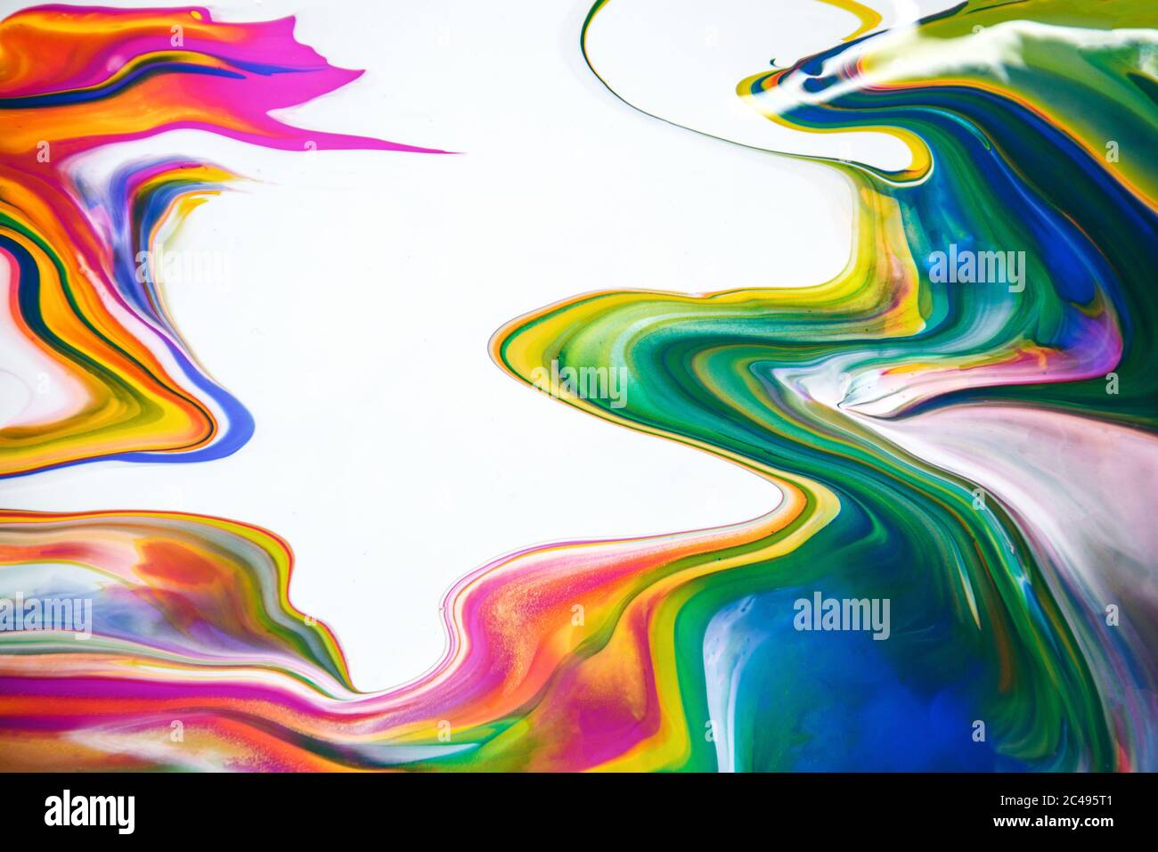 Peinture acrylique multicolore fluide tendance arrière-plan coloré brillant. Banque D'Images