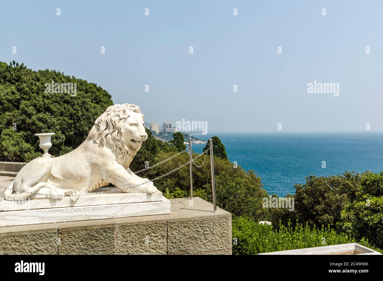 Sculpture d'un lion dans le Parc Vorontsov, Alupka, Crimée Banque D'Images