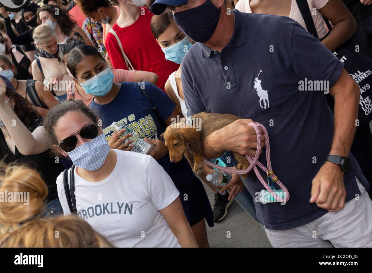 New York, New York, États-Unis. 19 juin 2020. Dix-septième célébration dans le parc Washington Square. En juin 1865, les soldats de l'Union sont arrivés au Texas pour annoncer que tous les esclaves étaient libres, deux mois après la capitule du Sud pendant la guerre civile et près de trois ans après la Proclamation d'émancipation de Lincoln.19 juin 2020, New York. Crédit : John Marshall Mantel/ZUMA Wire/Alay Live News Banque D'Images