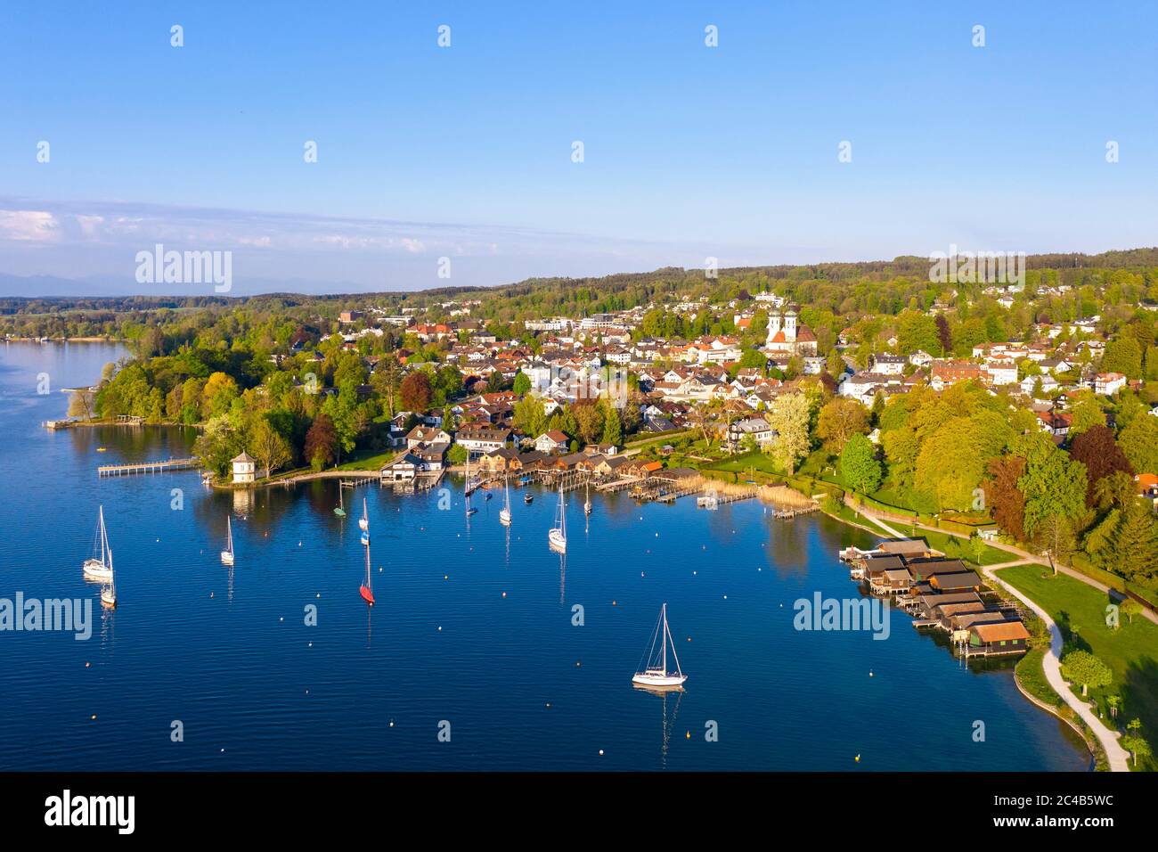 brahmspromenade-et-maisons-de-bateau-banque-de-photographies-et-d