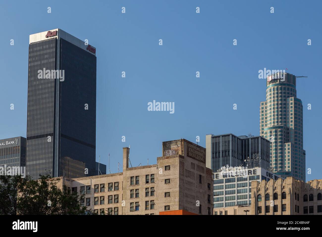 Los Angeles, Californie, Etats-Unis- 11 juin 2015: Gratte-ciels modernes à Broadway, 9th Street. Banque D'Images