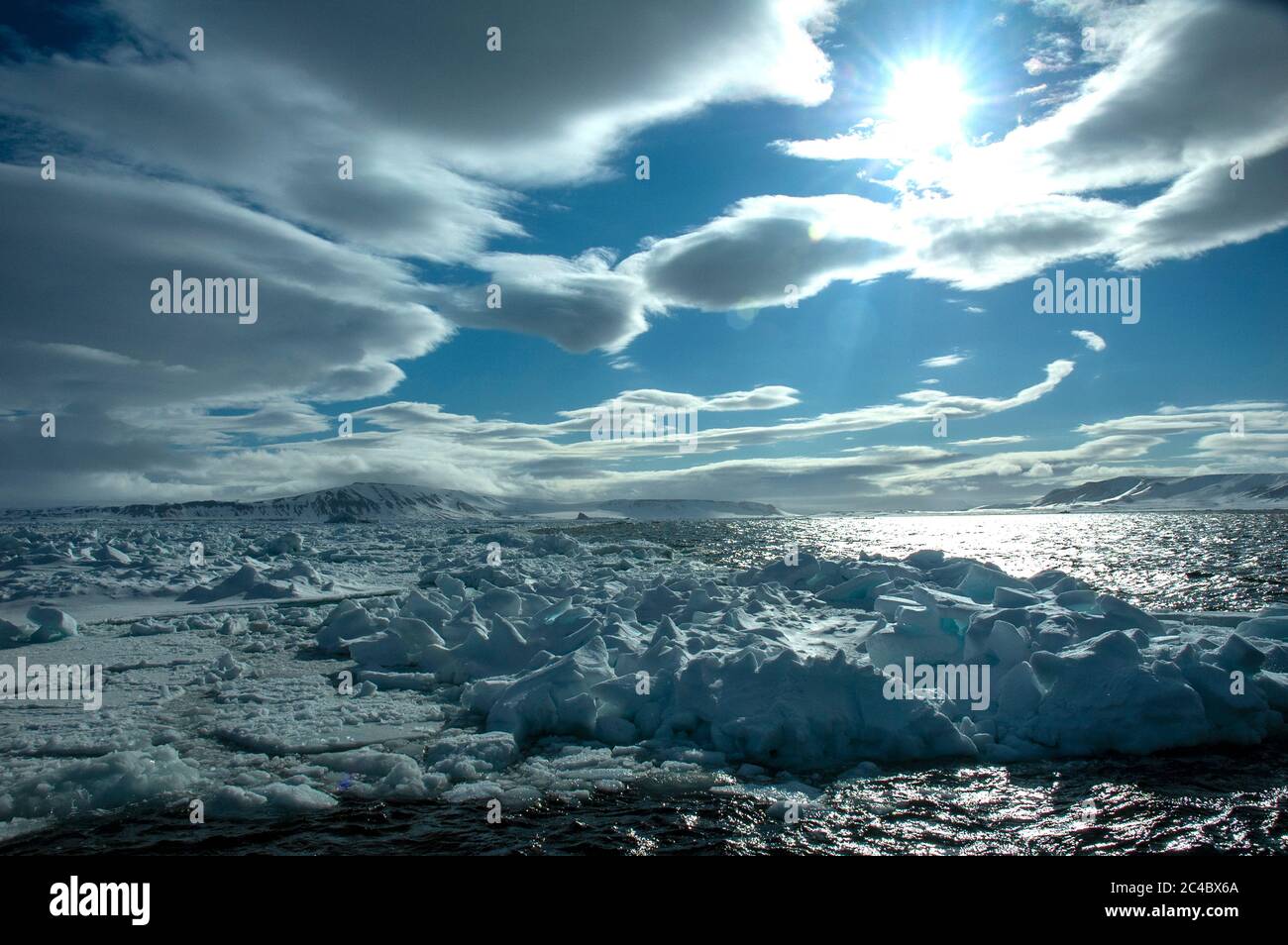faites du froid sur la côte de Svalbard, en Norvège, Svalbard Banque D'Images