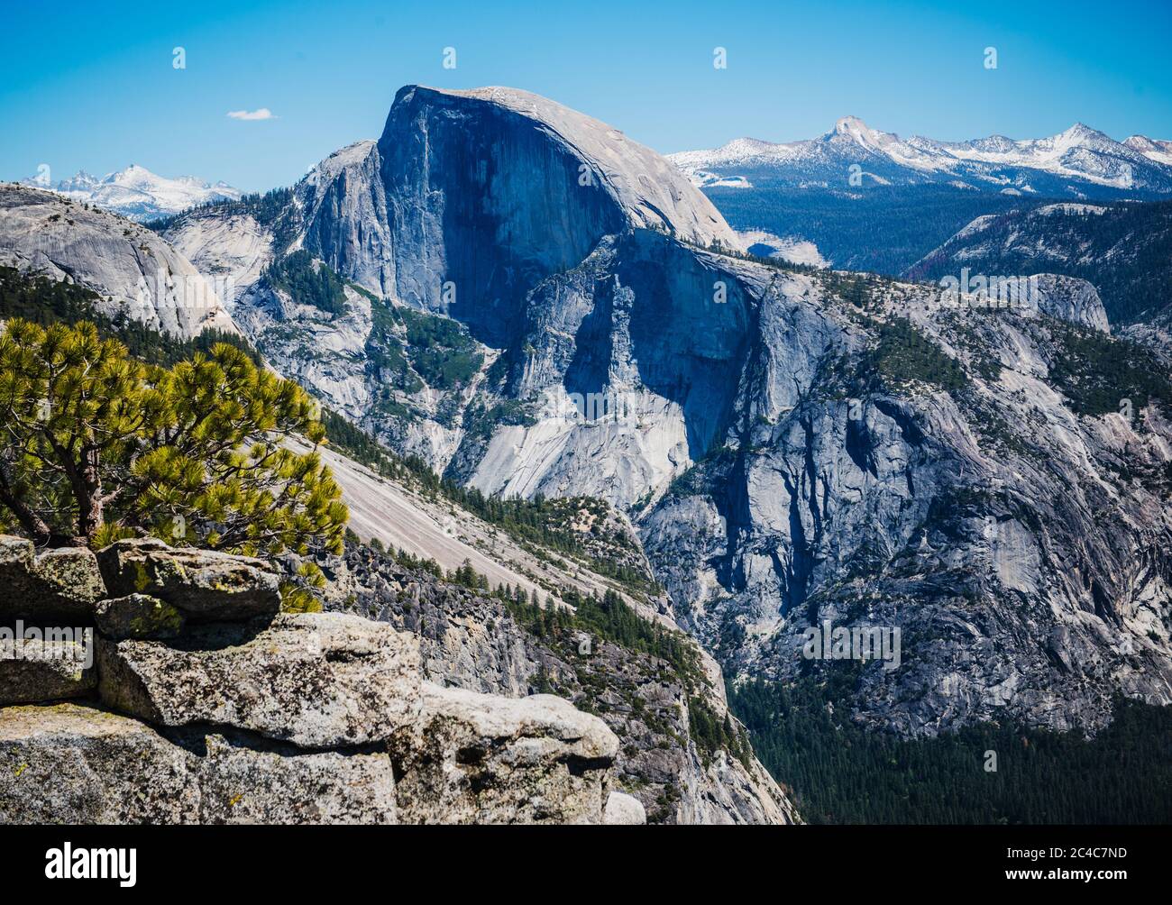 Demi-dôme dans le parc national de Yosemite, comté de Mariposa, Californie, États-Unis Banque D'Images