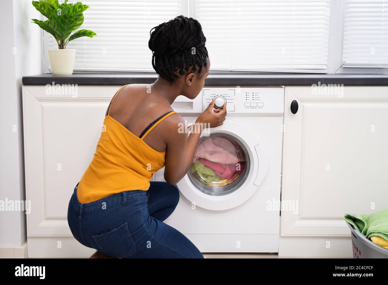 Machine à laver à la main pour la lessive de vêtements Photo Stock - Alamy