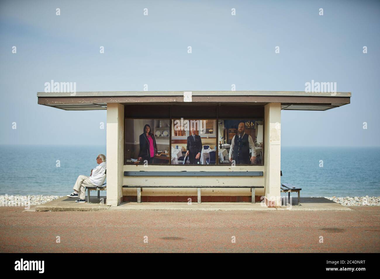 Llandudno, pays de Galles du Nord, refuge sur la promenade du front de mer Banque D'Images