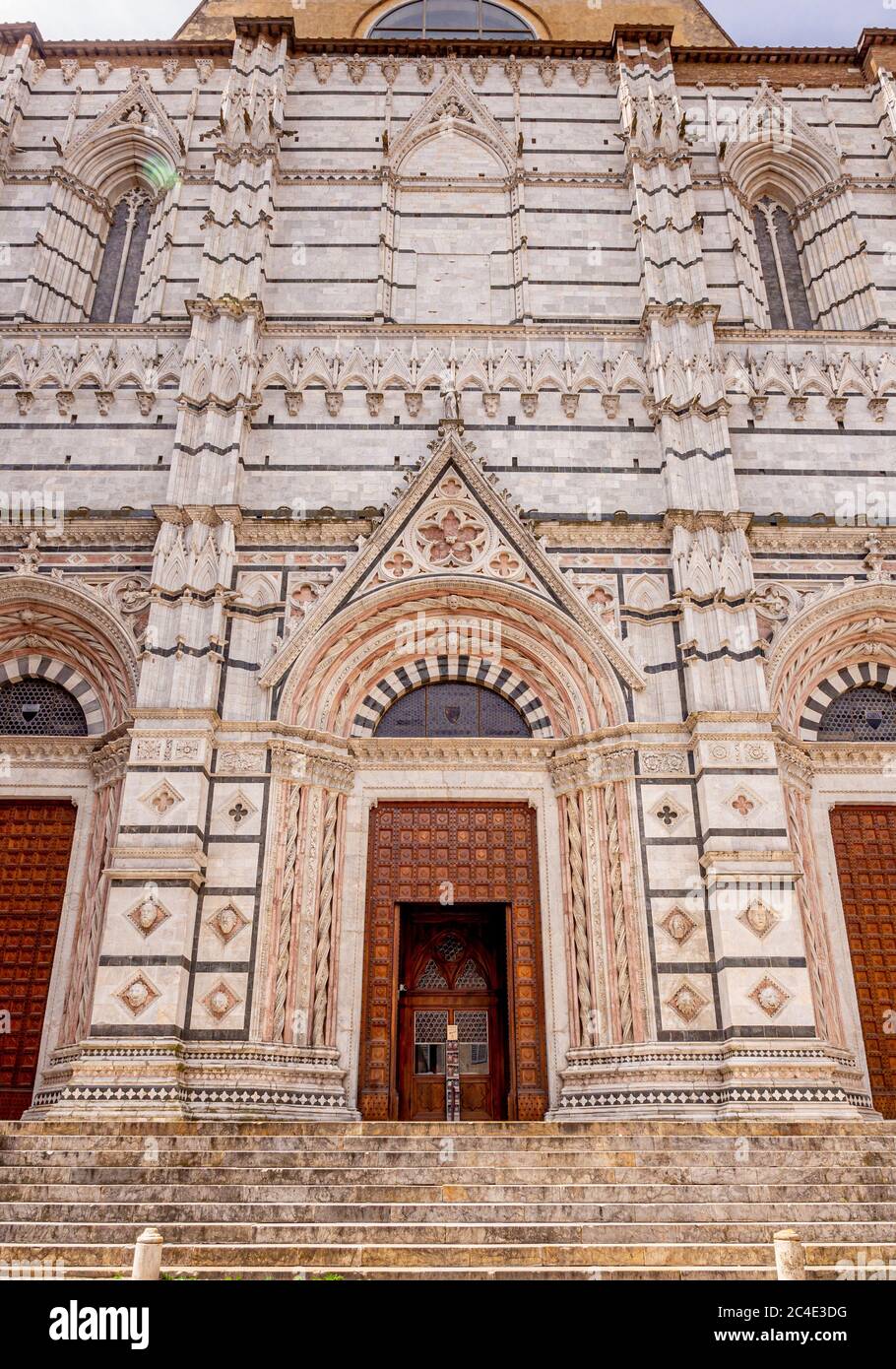 Vue extérieure du Baptistère de la cathédrale de Sienne. Sienne. Italie. Banque D'Images