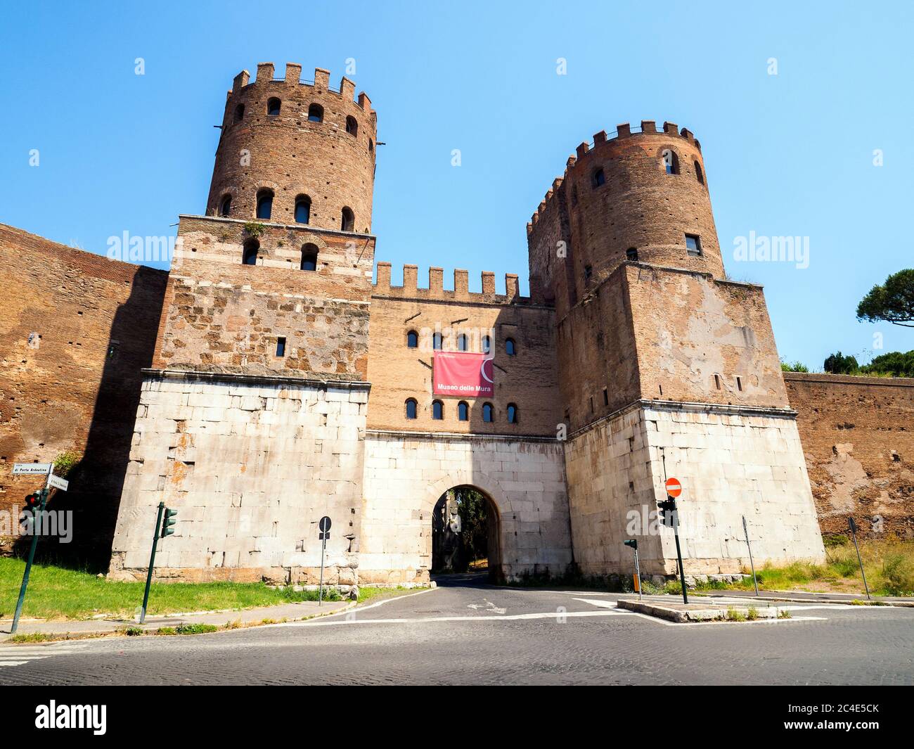 Porta San Sebastiano est une porte dans le mur Aurelian de Rome - Rome, Italie Banque D'Images