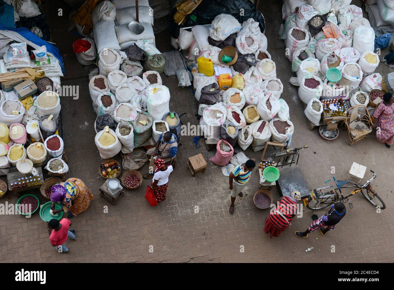 RWANDA, Butare, marché alimentaire / Stadtzentrum, Markt mit Lebensmitteln Banque D'Images