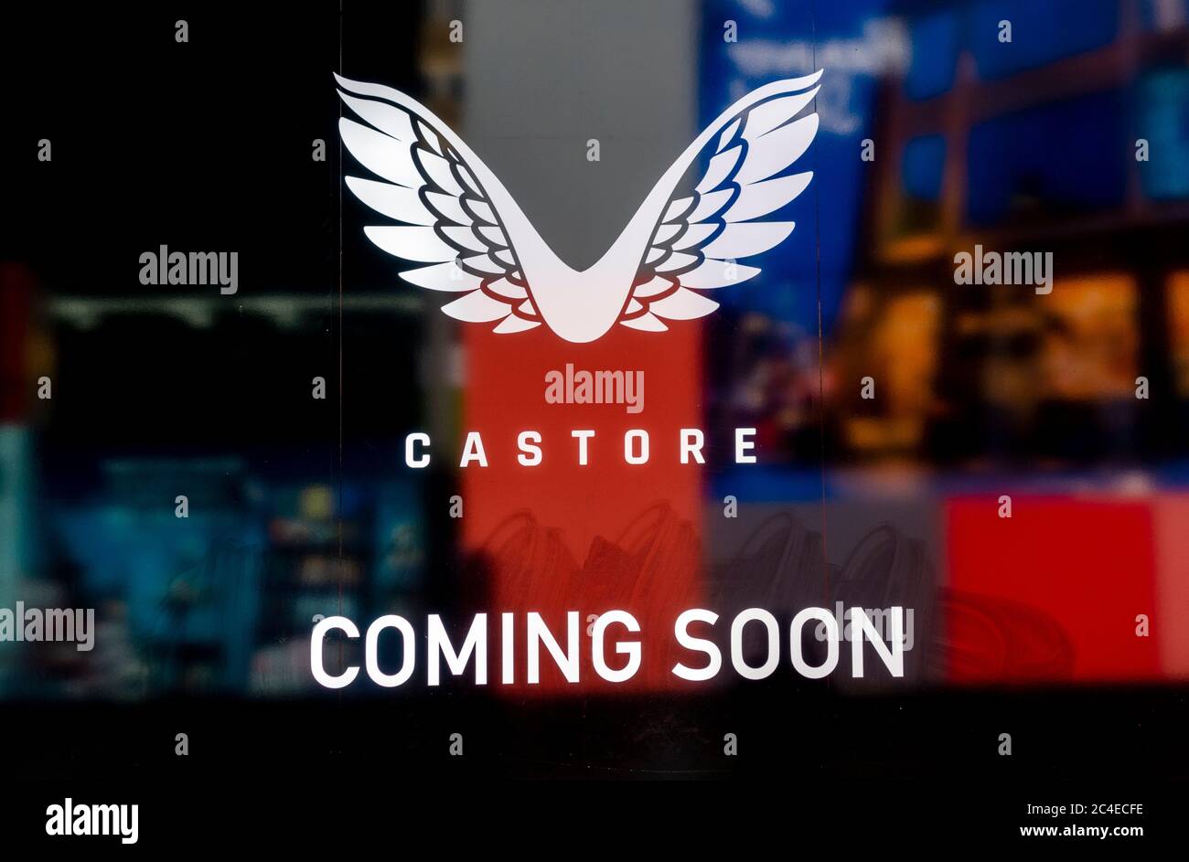 Panneau annonçant l'ouverture d'un magasin Castore Sportswear Liverpool ONE Banque D'Images