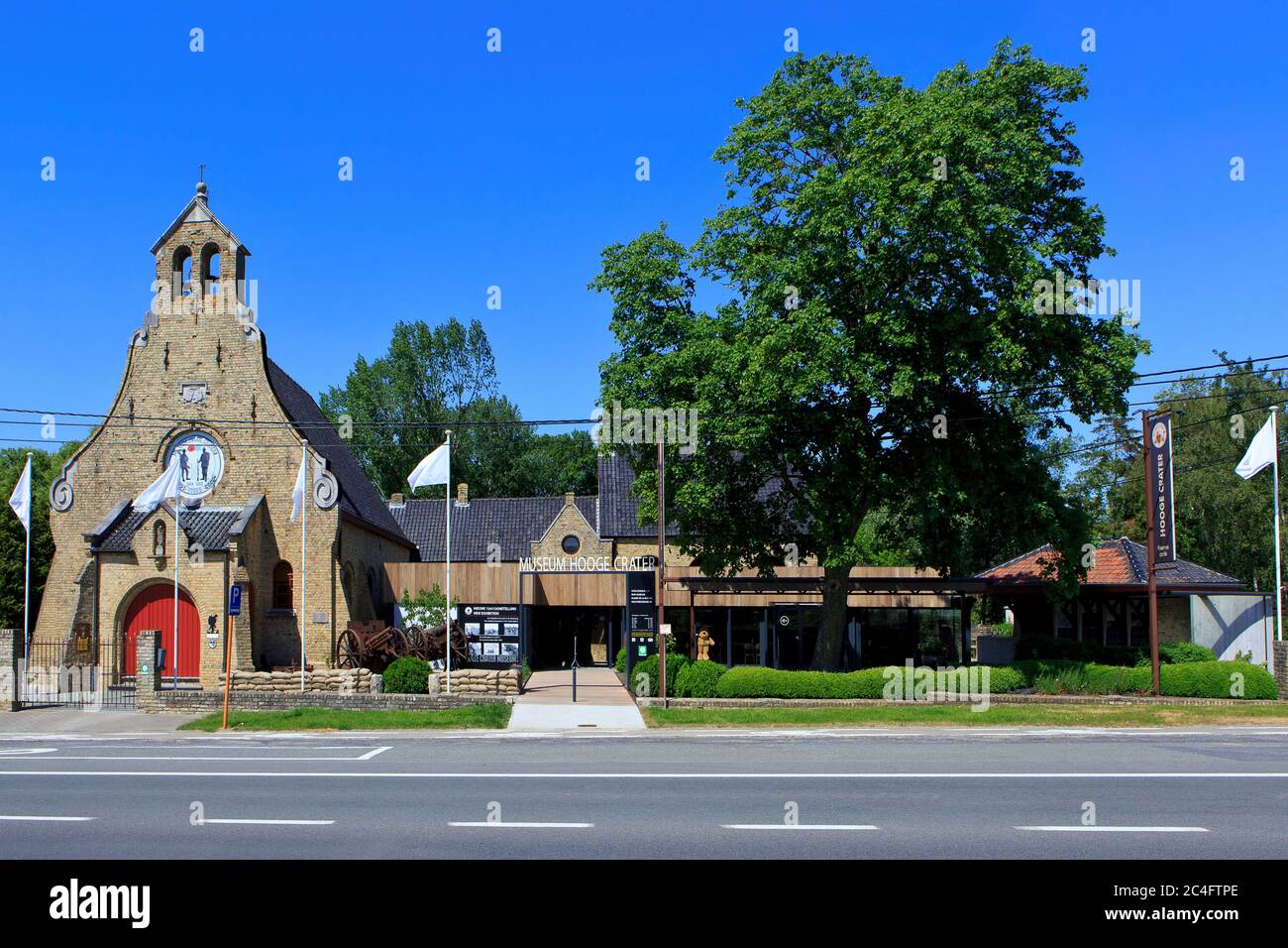 Entrée principale au musée du cratère de Hooge de la première Guerre mondiale à Zillebeke (Ypres), Belgique Banque D'Images