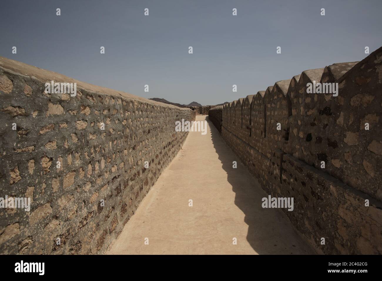 Haut du fort historique de Ranikot, Sindh, Pakistan Banque D'Images