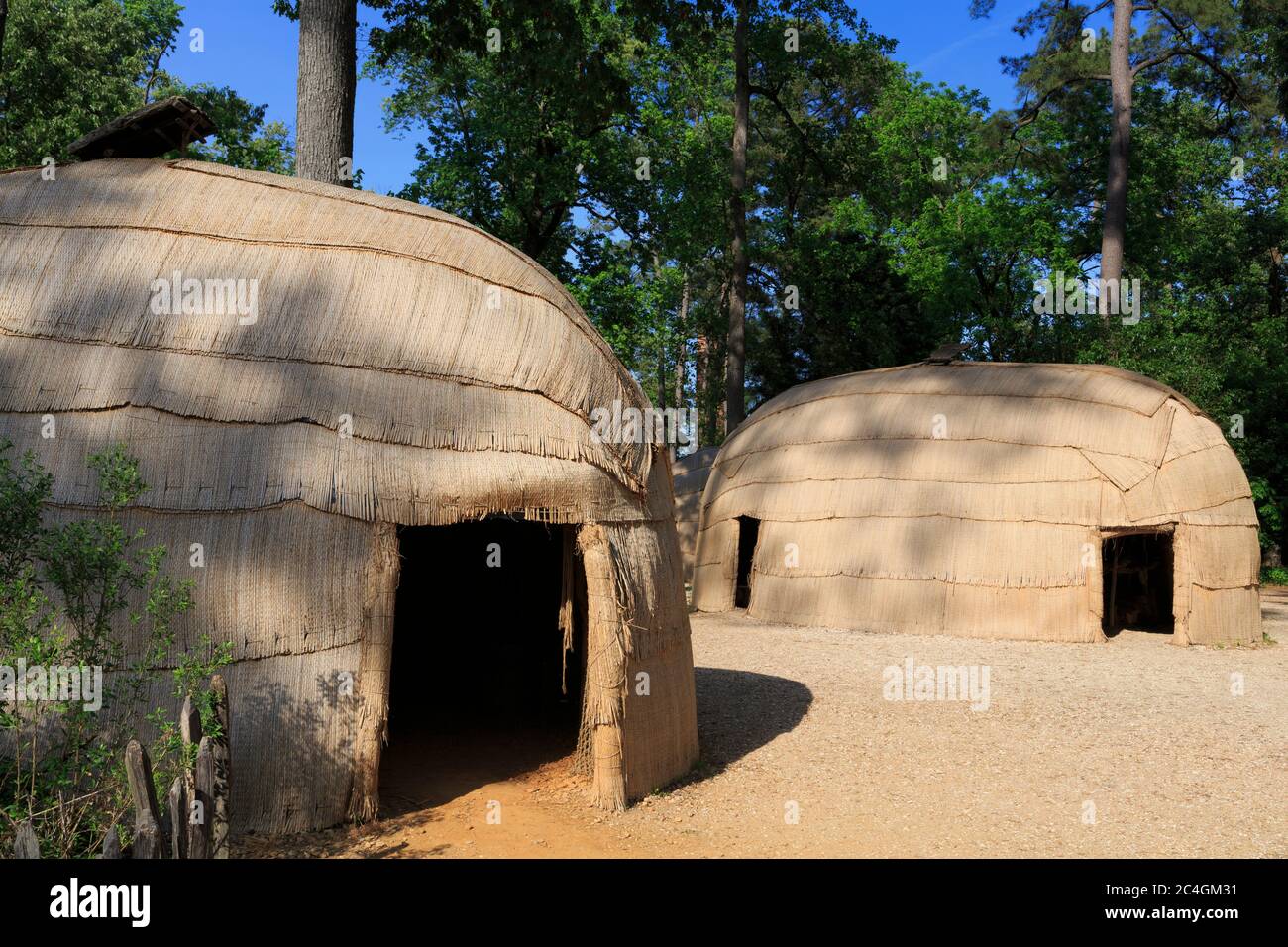 Village indien de Powhatan, Jamestown Settlement Museum, Williamsburg, Virginie, États-Unis Banque D'Images
