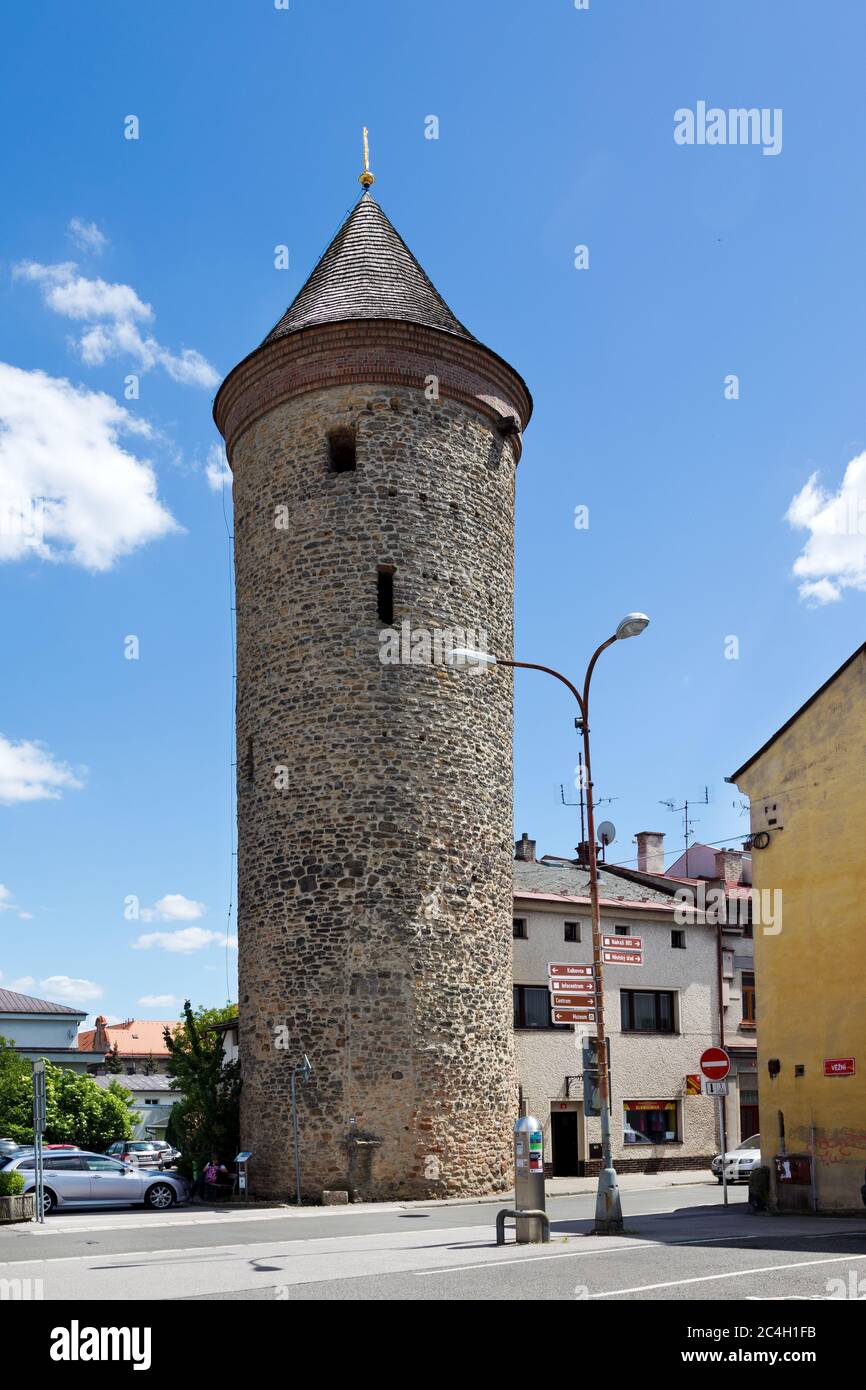 Šindelářská věž, město Dvůr Králové nad Labem, Kralovéhradecký kraj, Česká republika / Tour gothique, ville Dvur Kralove nad Labem, Hradec Kralove regi Banque D'Images