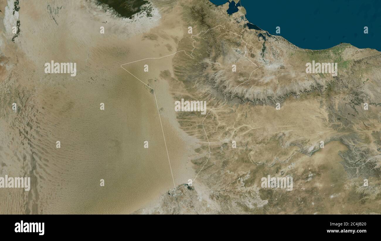 Tataouine, gouvernorat de Tunisie. Imagerie satellite. Forme entourée par rapport à sa zone de pays. Rendu 3D Banque D'Images