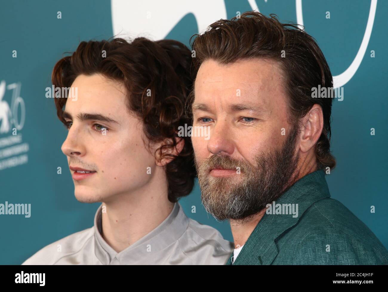 VENISE, ITALIE - 02 SEPTEMBRE : Timothée Chalamet et Joel Edgerton assistent à la photocall 'Roi' pendant le 76e Festival du film de Venise Banque D'Images