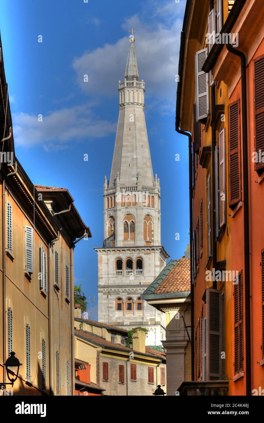 Tour Ghirlandina, Modène, Italie, symbole de la ville Banque D'Images