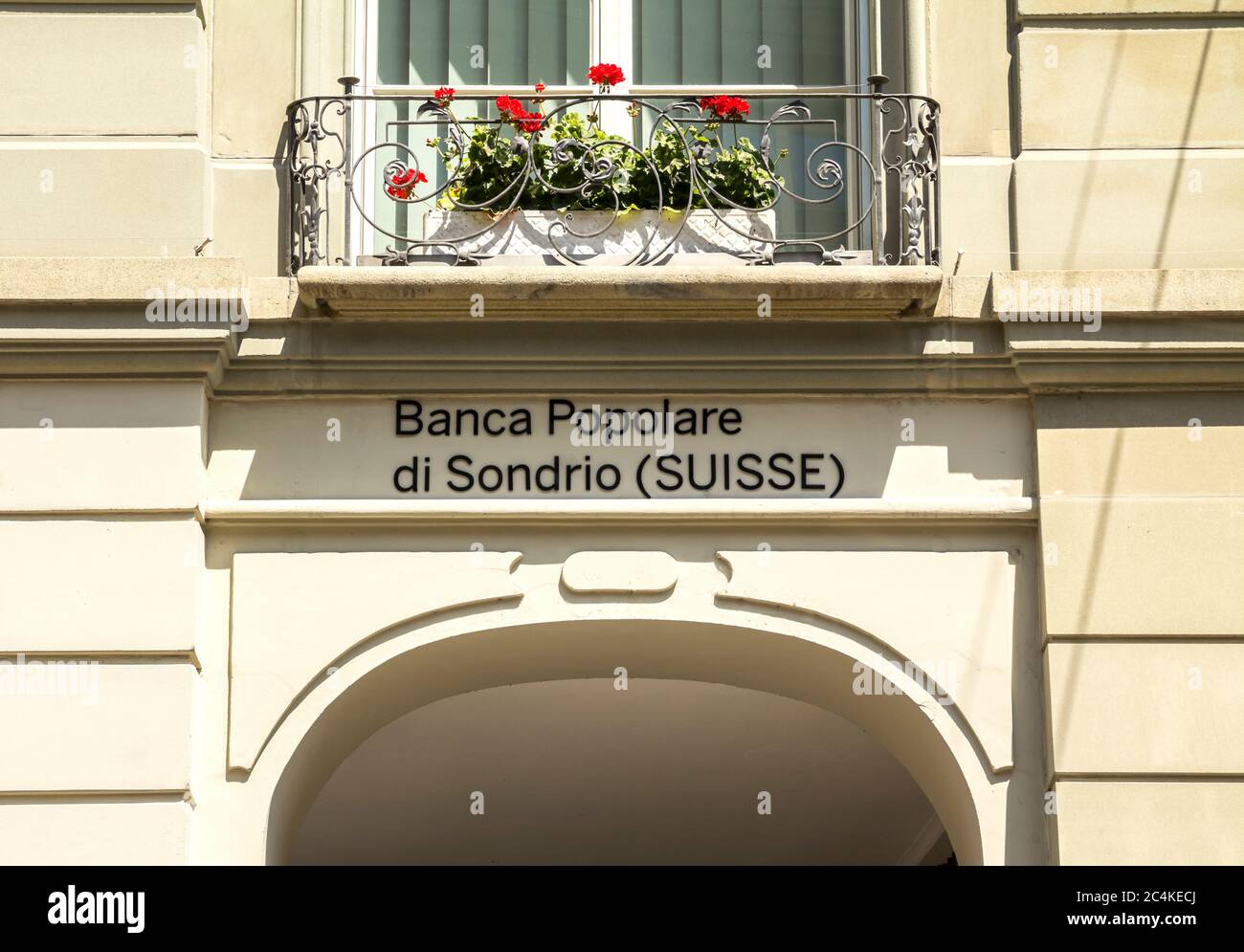Bâle, Suisse, 1er juillet 2019 - extérieur de la succursale bancaire Banca  Popolare di Sondrio. Banca Popolare di Sondrio S.C.p.A. BPS Suisse est une  banque italienne Photo Stock - Alamy