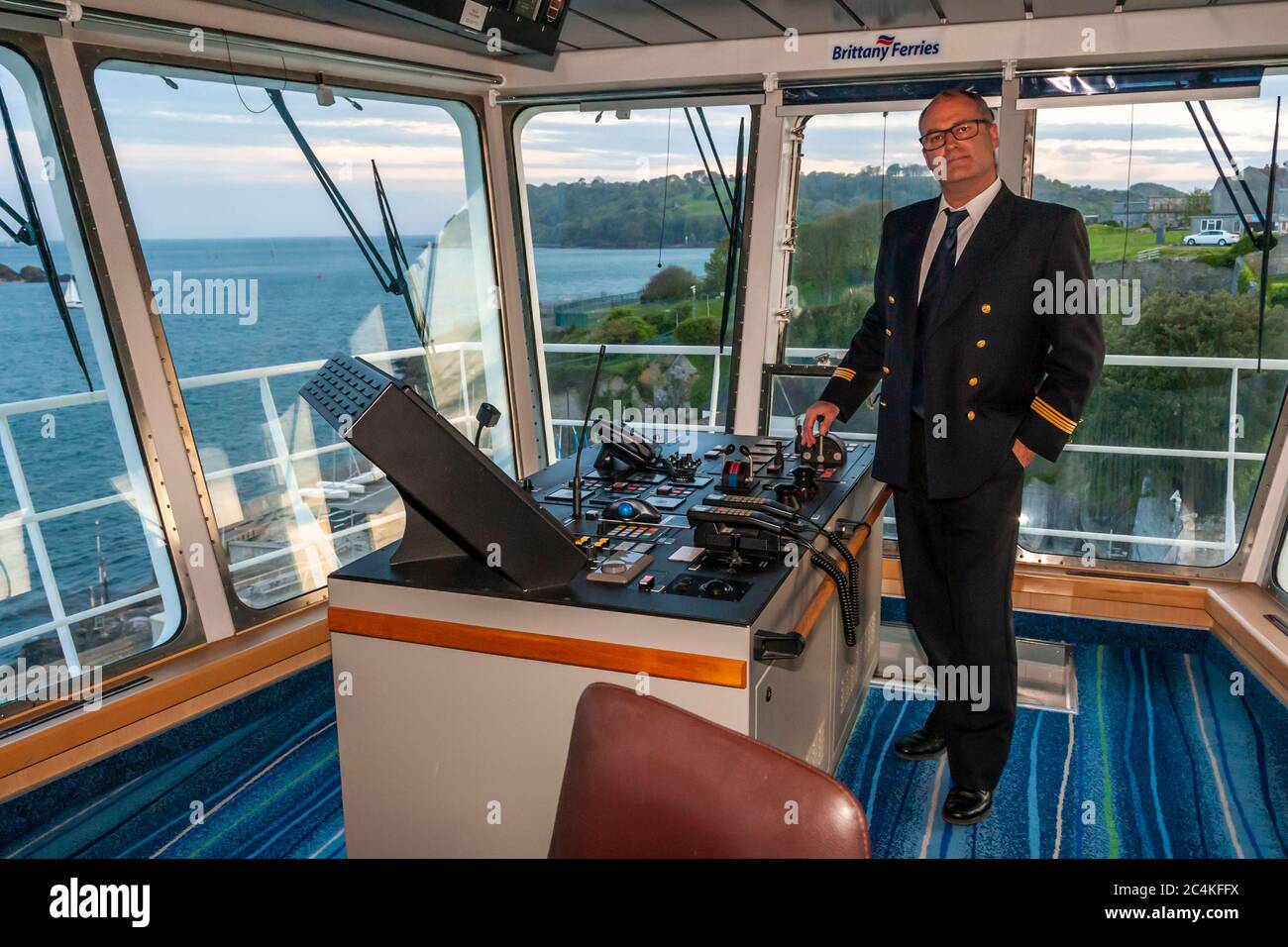 Capitaine Erwan Fournis de l'Armorique de Brittany Ferries à Plymouth, Angleterre, Royaume-Uni Banque D'Images