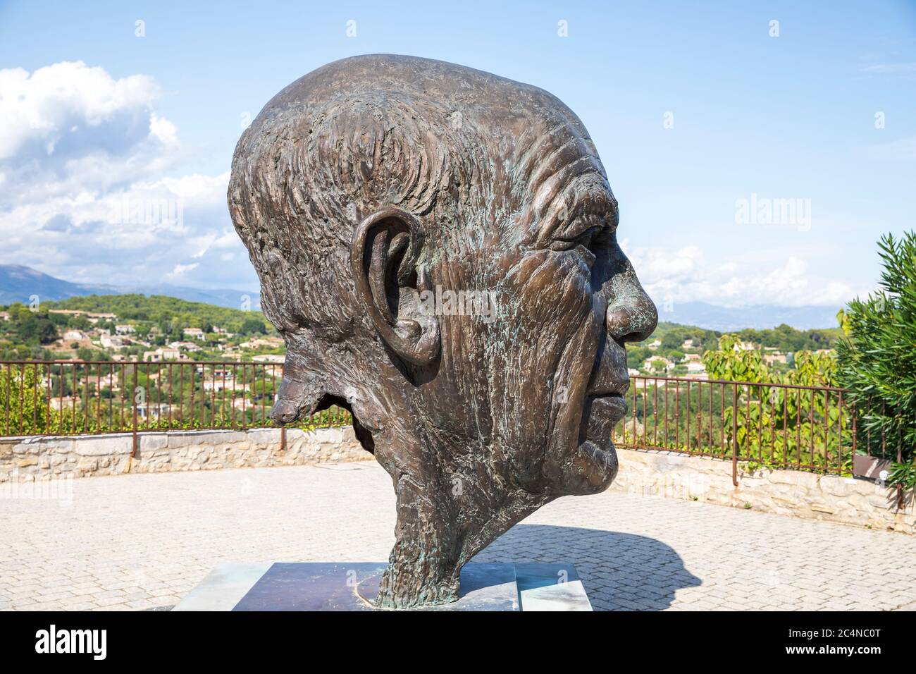 Pablo Picasso Statue par le sculpteur néerlandais Gabriël Sterk à Mougins, France. Banque D'Images
