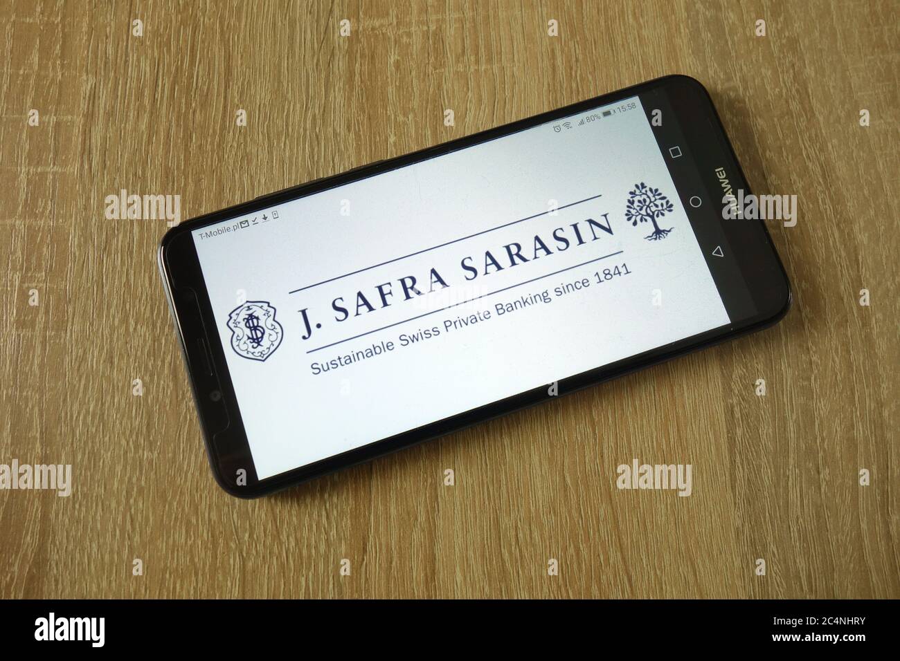 Logo Bank J. Safra Sarasin Ltd affiché sur le smartphone Banque D'Images