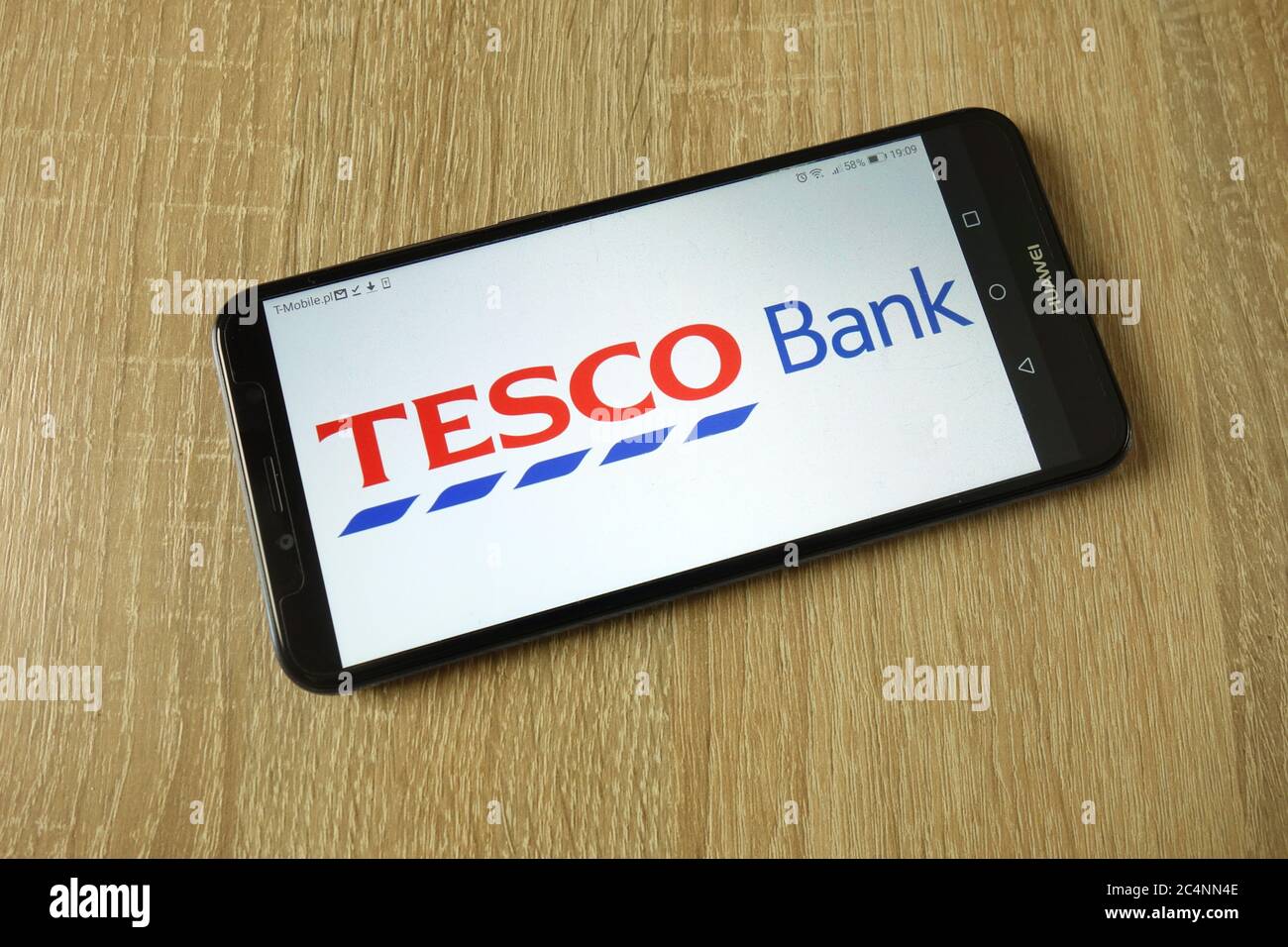 Logo de la banque Tesco affiché sur le smartphone Banque D'Images