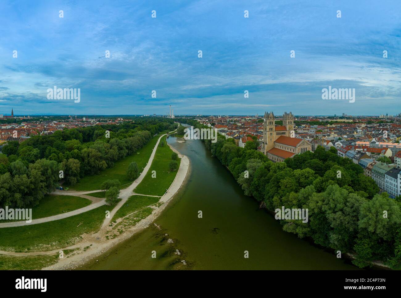 Vue sur Munich avec la rivière Isar, authentique d'en haut, barvaria, Allemagne. Banque D'Images