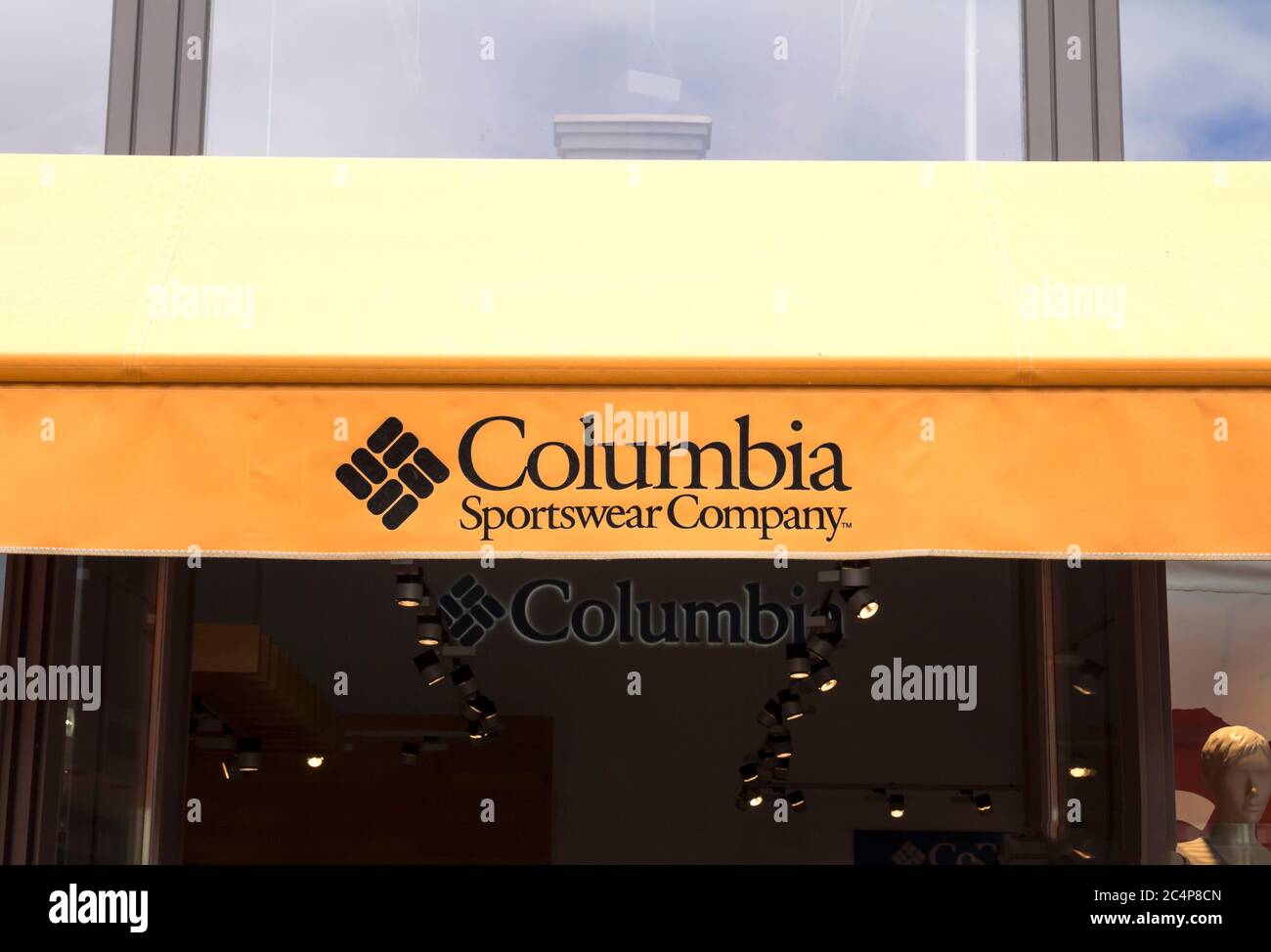 Ingolstadt, Allemagne : Columbia sportswear Company store au centre commercial d'Imago. Banque D'Images