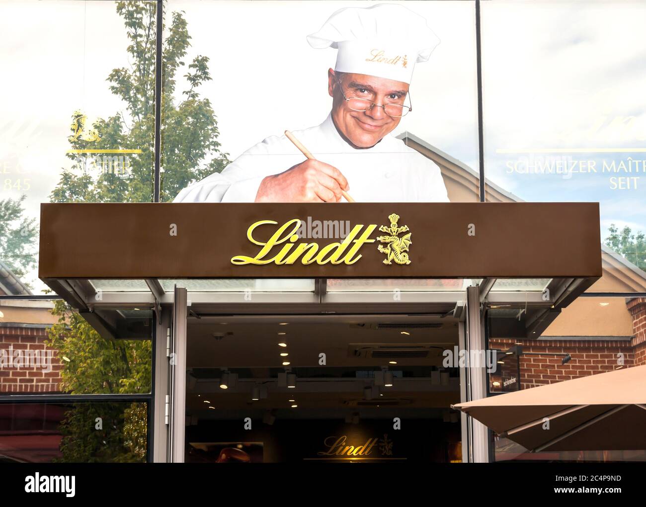 Ingolstadt, Allemagne : magasin de chocolat Lindt. Lindt est une société suisse de chocolat et de confiserie fondée en 1845. Banque D'Images