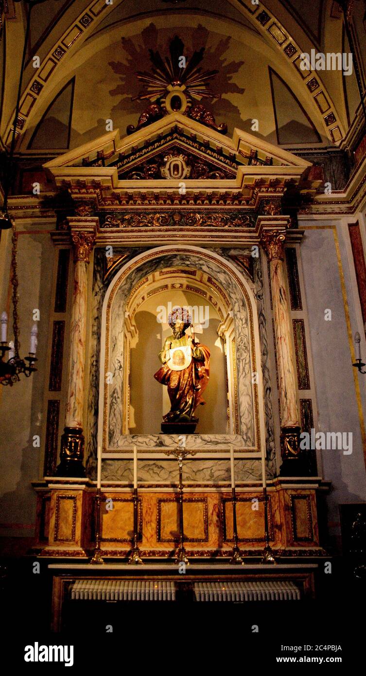 València, Comunidad Valenciana, Espagne. San Nicolás de Bari et San Pedro Mártir est une église paroissiale catholique romaine de style gothique de Valence (Espagne). Saint Judas Thaddeus Capel (Capilla de San Judas Tadeo). Banque D'Images València, Comunidad Valenciana, Espagne. San Nicolás de Bari et San Pedro Mártir est une église paroissiale catholique romaine de style gothique de Valence (Espagne). Saint Judas Thaddeus Capel (Capilla de San Judas Tadeo). Banque D'Images