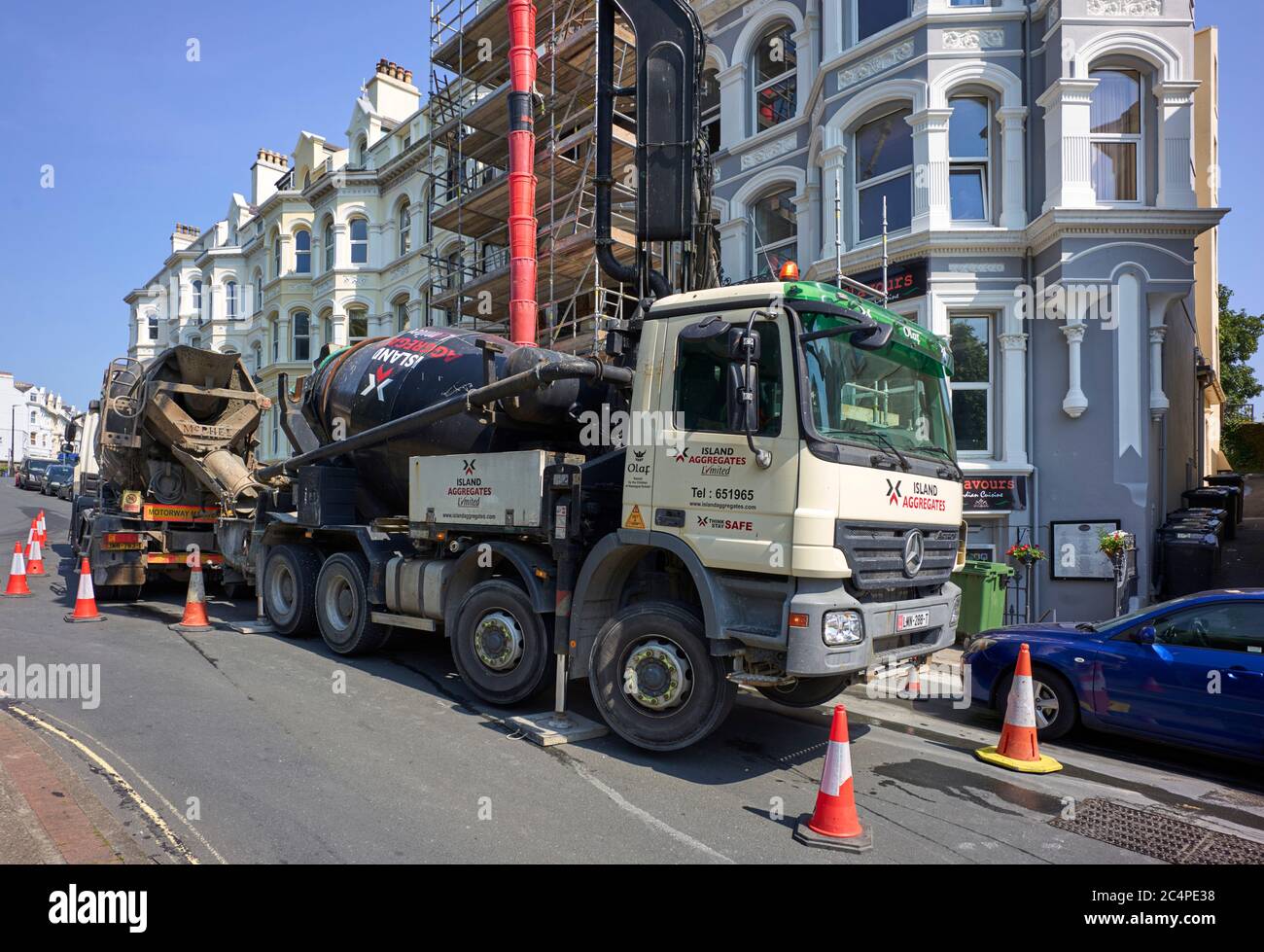 Le béton est coulé dans un projet de rénovation d'hôtel à Broadway, Douglas, Ile de Man Banque D'Images