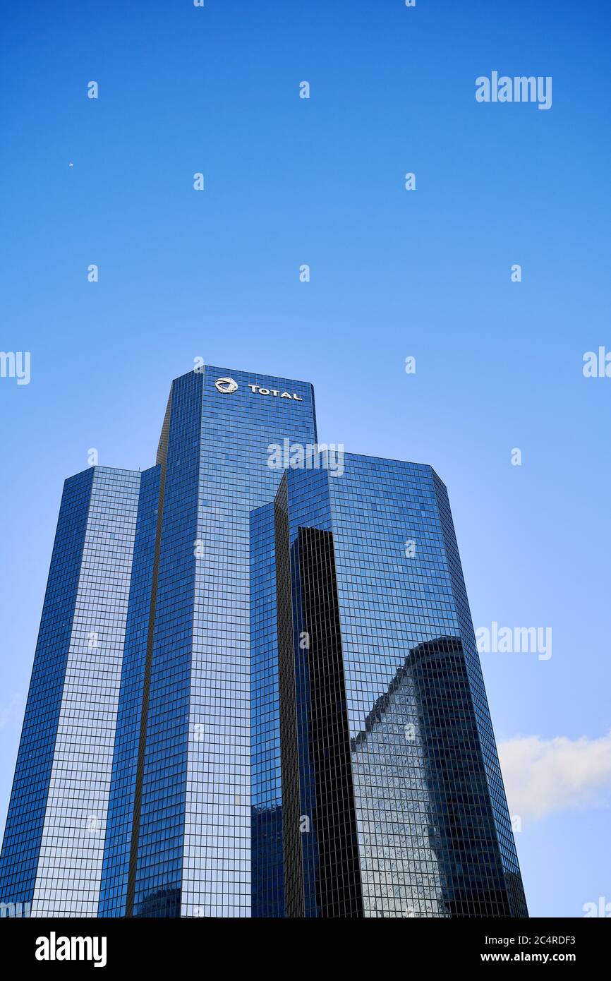 SIÈGE SOCIAL, gratte-ciel et immeubles de bureaux dans le quartier d'affaires de la Défense, Paris Banque D'Images