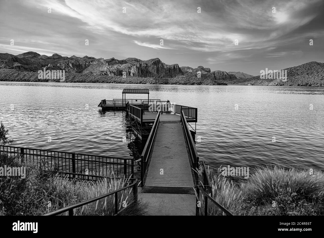 Lac Sagauro dans la forêt nationale de Tonto près de Phoenix, Arizona Banque D'Images
