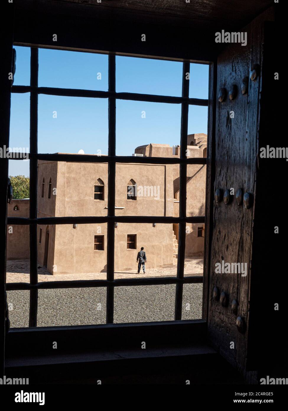Vue extérieure du château de Jabreen, forteresse du XVIIe siècle près de Bahla, Sultanat d'Oman. Banque D'Images