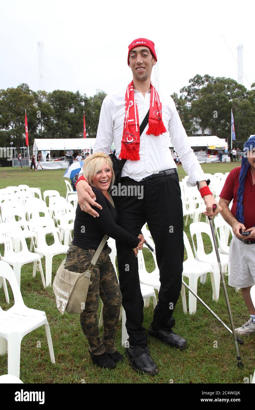 Sultan kosen worlds tallest man Banque de photographies et d’images à ...