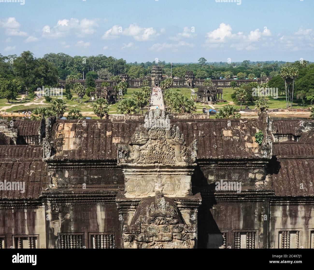 Siem REAB, Cambodge. 23 octobre 2019. Le temple principal d'Angkor Wat. Le roi Suryavarman a construit au XIIe siècle le temple, maintenant symbole national. Angkor Wat est mieux conservé dans le complexe et a toujours une signification religieuse. Credit: Soeren Stache/dpa-Zentralbild/ZB/dpa/Alay Live News Banque D'Images