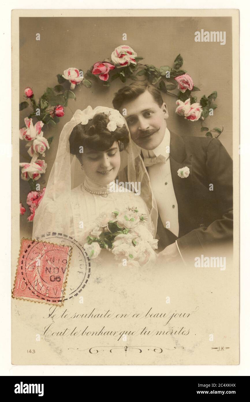 Carte Postale De Voeux Teintee Sentimentale Francaise Du Debut Des Annees 1900 Couple Marie Souhaitant Le Bonheur Ce Jour La Poste Le 19 Novembre 1906 Timbre Rouge Utilise Par La Poste Sur