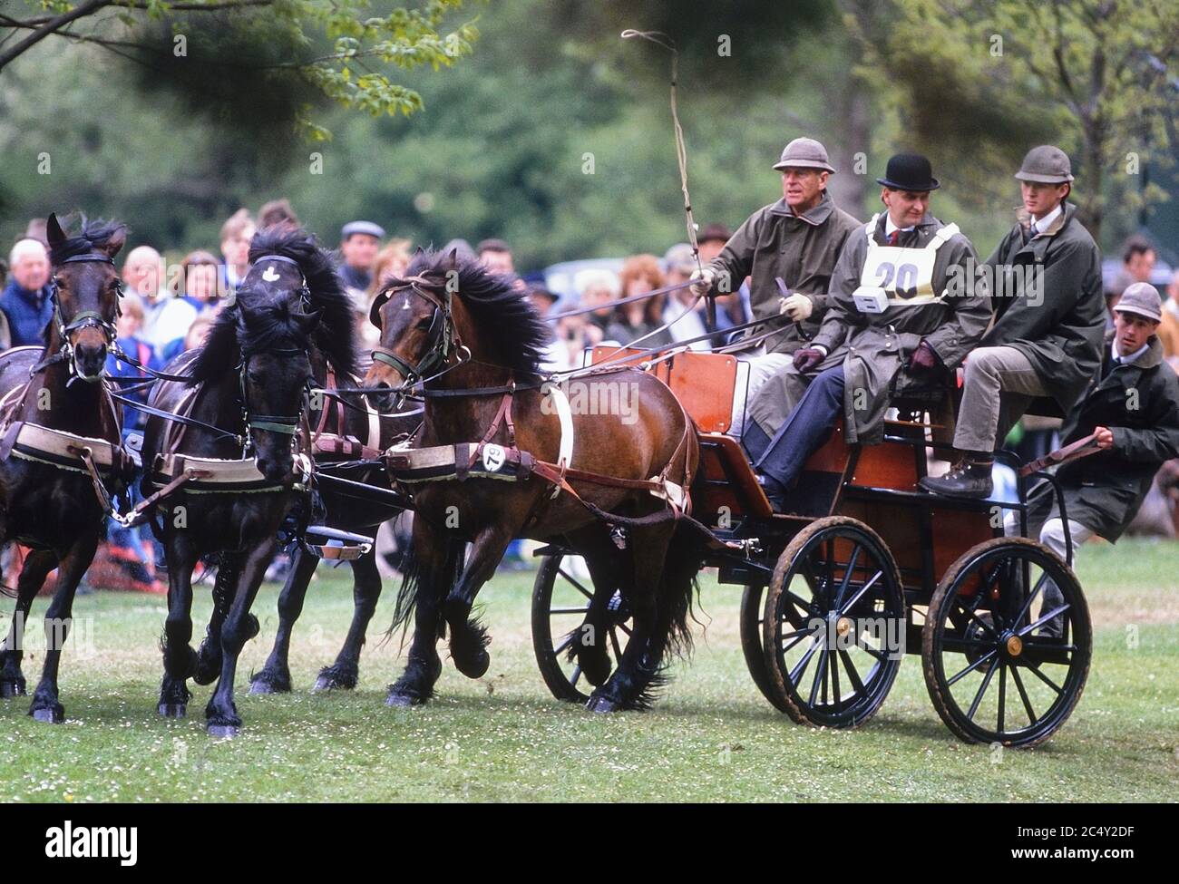 Le prince Philip, duc d'Édimbourg en compétition à la calèche. Spectacle Windsor Horse. Berkshire, Angleterre, Royaume-Uni Circa 1989 Banque D'Images