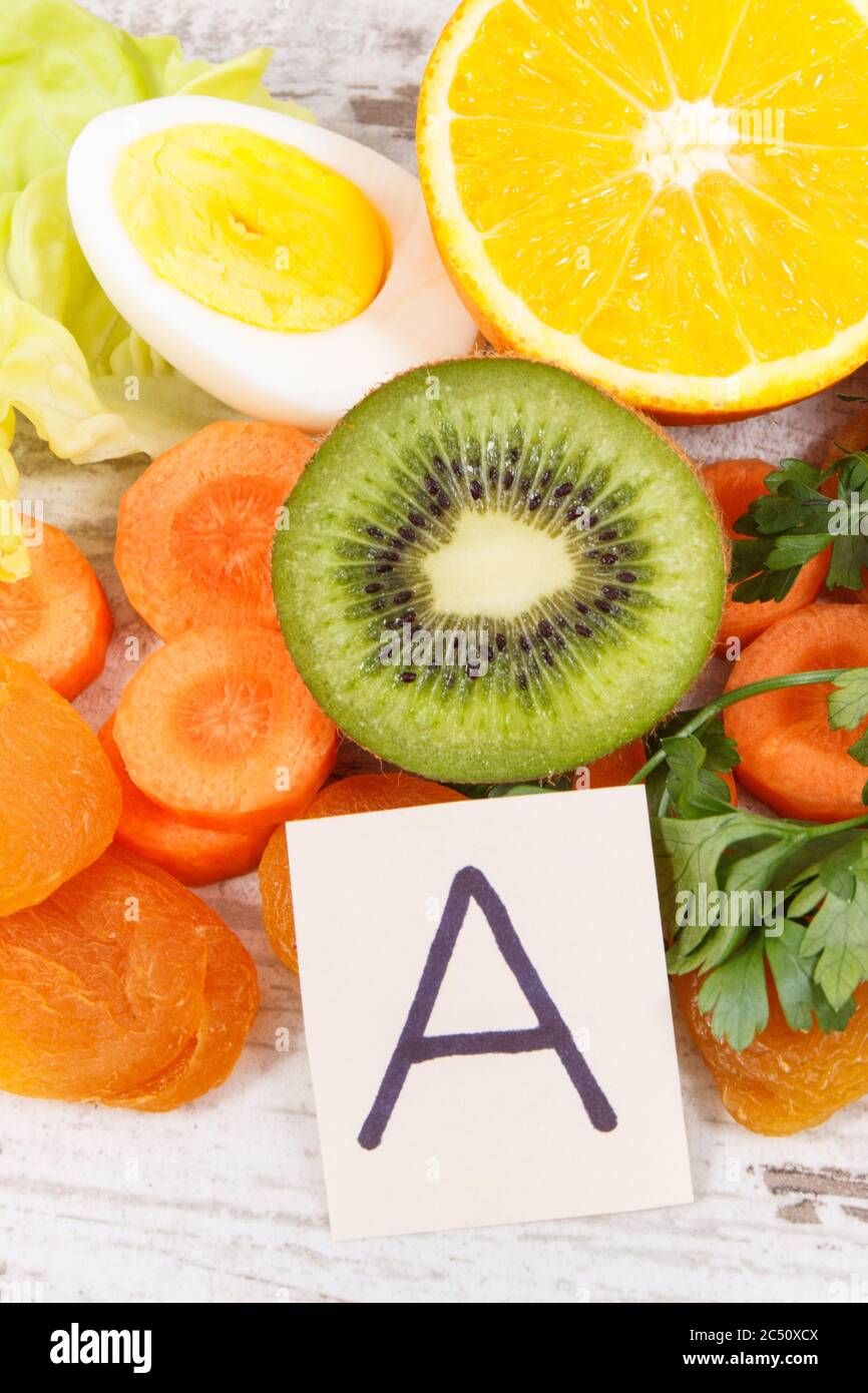 Ingrédients et alimentation contenant de la vitamine A et des fibres alimentaires, une alimentation saine comme source de minéraux naturels Banque D'Images