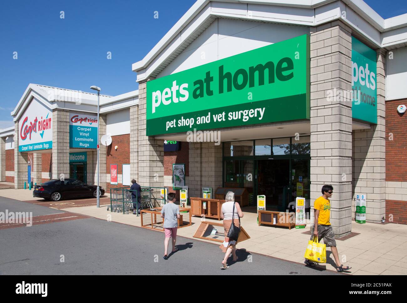 Animaux domestiques à la maison, Jubilee Retail Park, Weymouth Banque D'Images