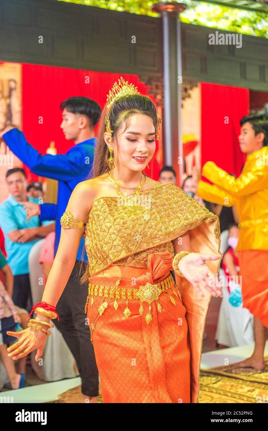 Ho Chi Minh ville, Vietnam - juin 28 2020: Vue du mariage khmer, c'est un mariage traditionnel suivre la culture khmère, les gens dans les vêtements traditionnels Banque D'Images