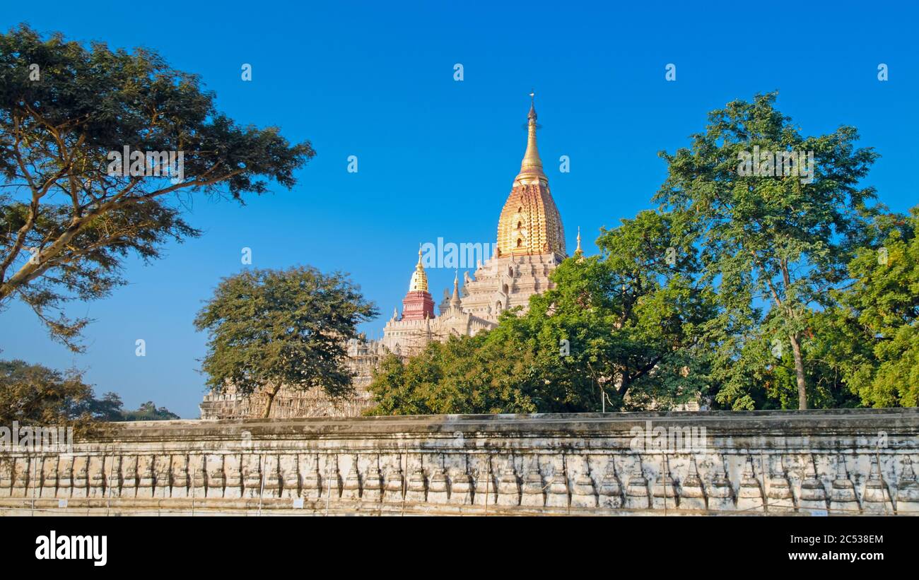 Temple Ananda Pahto. Bagan. Myanmar Banque D'Images