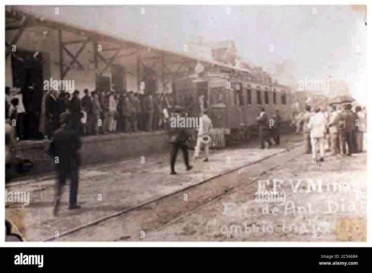 Inauguração de trecho da EFVM em 1927 Antônio Dias MG. Banque D'Images