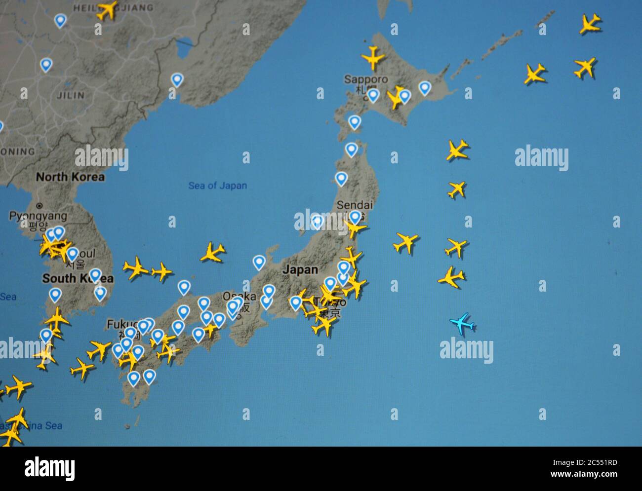 Trafic aérien sur le Japon et la Corée du Sud sur Internet avec Flightracar 24 site par Svenska Resenätverket AB ( 01 juillet 2020, matin ) Banque D'Images